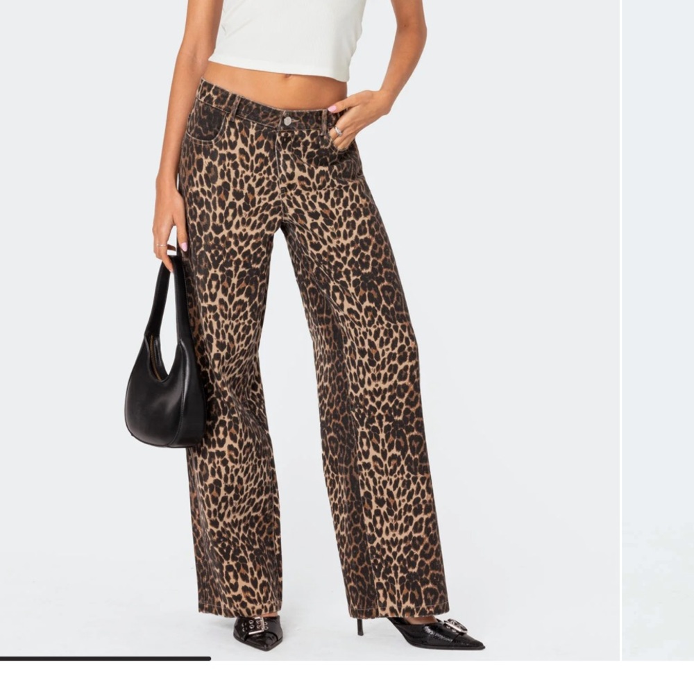Edikted cheetah jeans